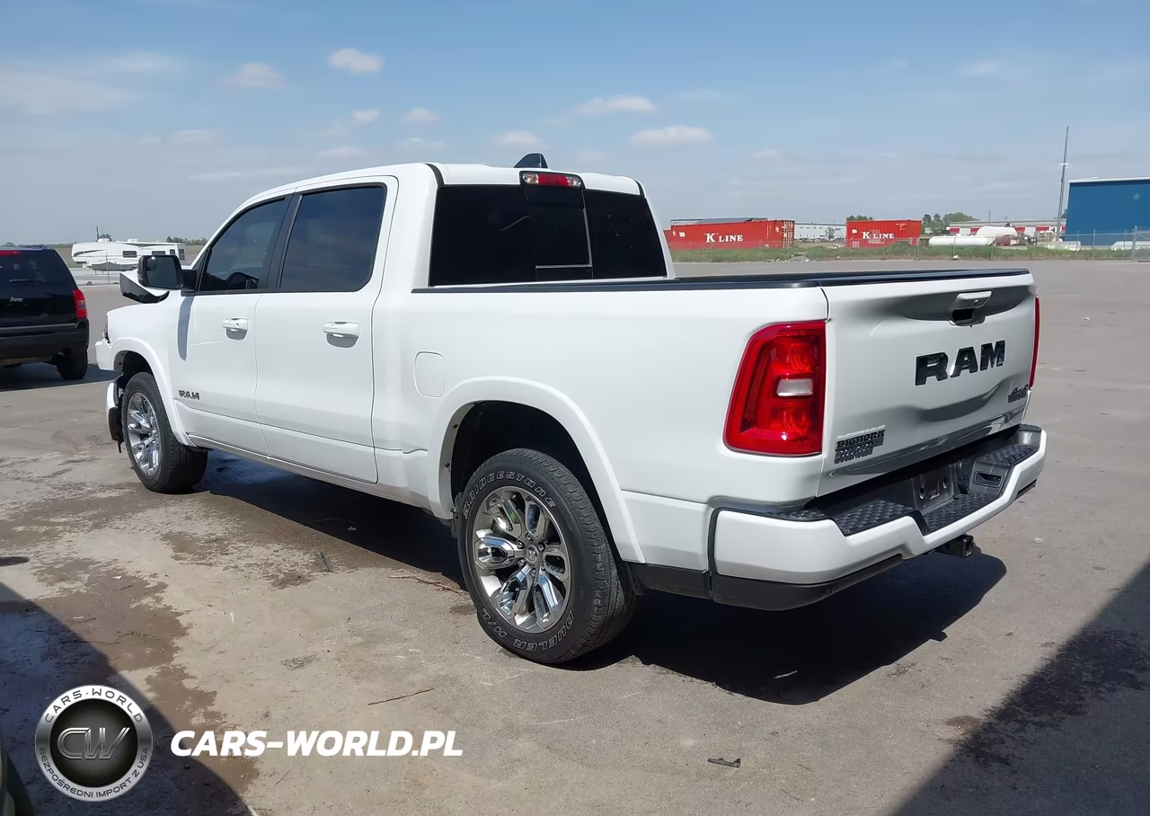 2025 Ram 1500 Big Horn 4X4 5'7 Box VIN:1C6RRFFGXSN658832 - 3