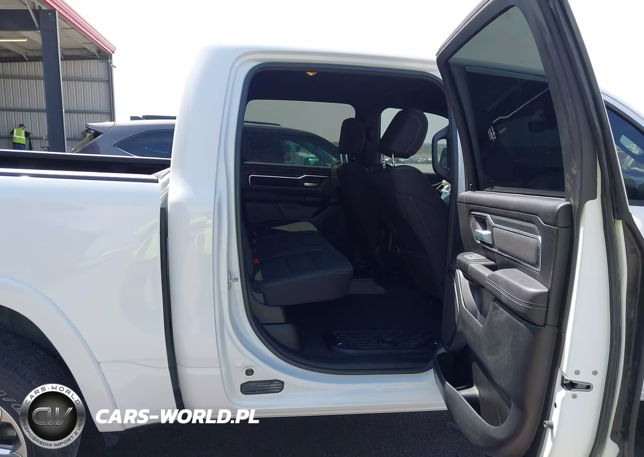 2025 Ram 1500 Big Horn 4X4 5'7 Box VIN:1C6RRFFGXSN658832 - 8