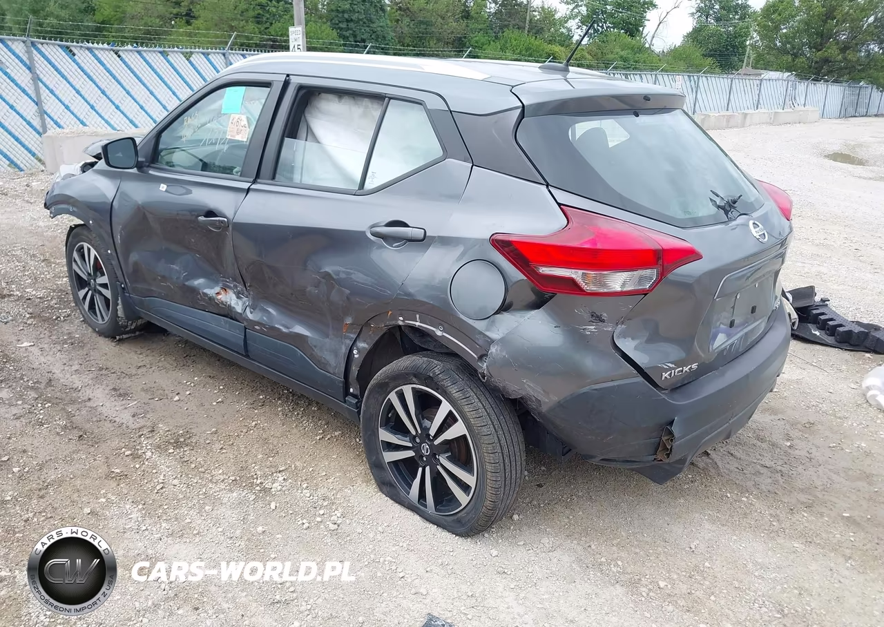 2019 Nissan Kicks Sv VIN:3N1CP5CU6KL563552 - 3