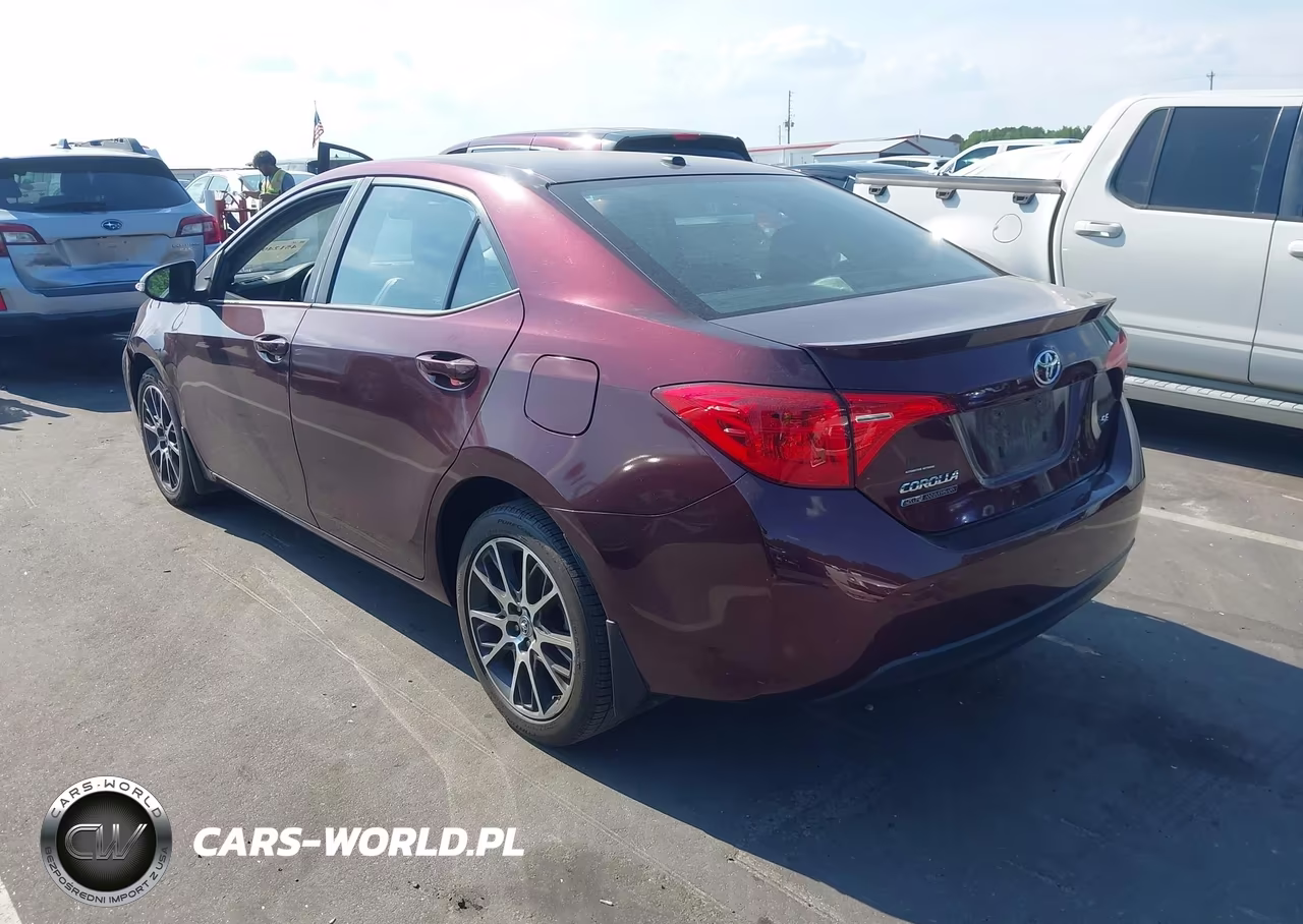2017 Toyota Corolla Se Special Edition VIN:5YFBURHE0HP616896 - 3