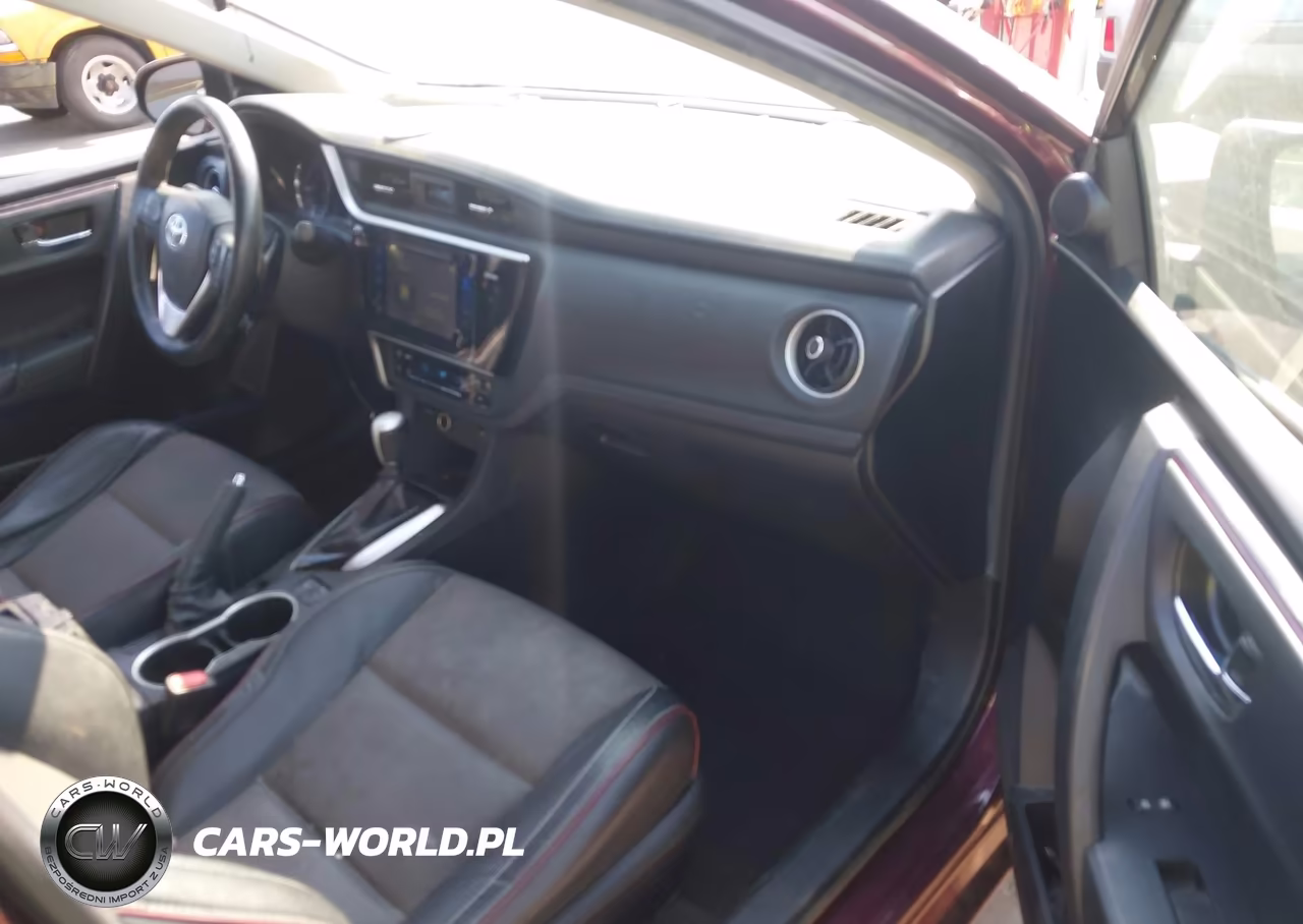 2017 Toyota Corolla Se Special Edition VIN:5YFBURHE0HP616896 - 5