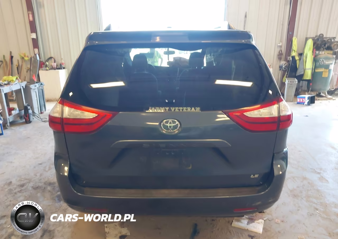 2015 Toyota Sienna Le 7 Passenger VIN:5TDKK3DC9FS561831 - 16