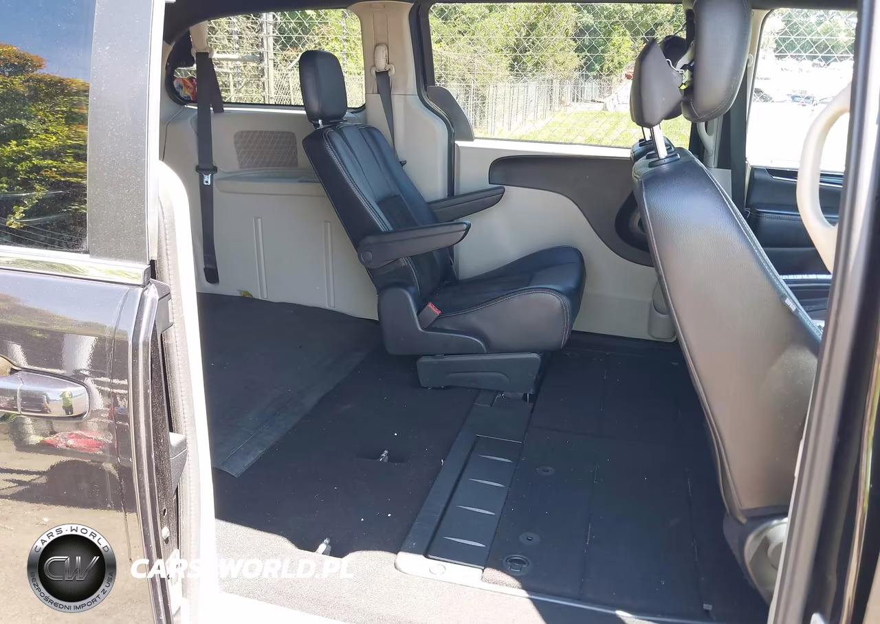 2020 Dodge Grand Caravan Sxt VIN:2C4RDGCG8LR153393 - 8
