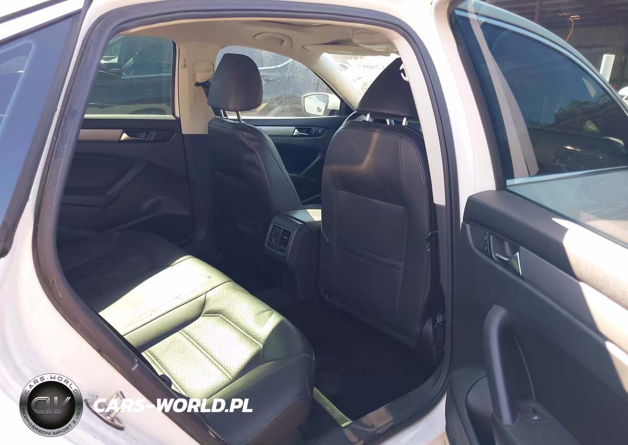 2015 Volkswagen Passat 2.0L Tdi Se VIN:1VWBV7A35FC034953 - 8