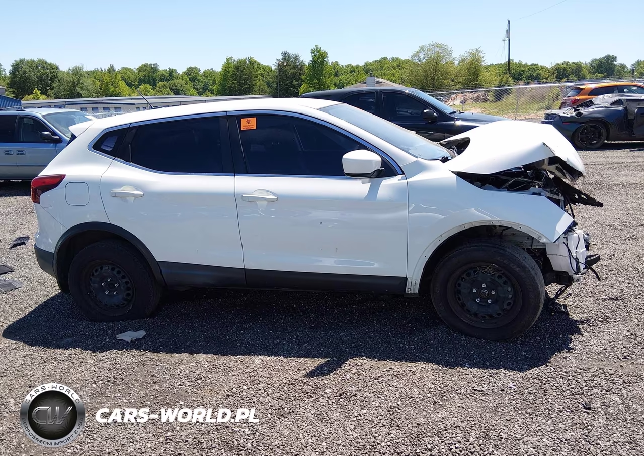 2019 Nissan Rogue Sport S VIN:JN1BJ1CP1KW243467 - 14