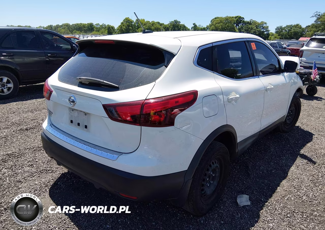 2019 Nissan Rogue Sport S VIN:JN1BJ1CP1KW243467 - 4