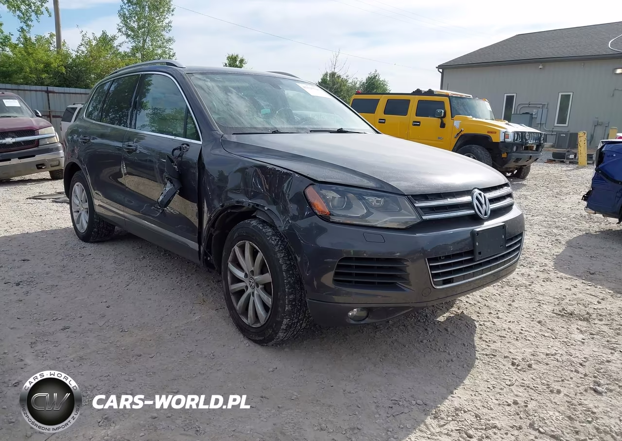 2012 Volkswagen Touareg Sport W-Nav – zdjęcie 1 z 16