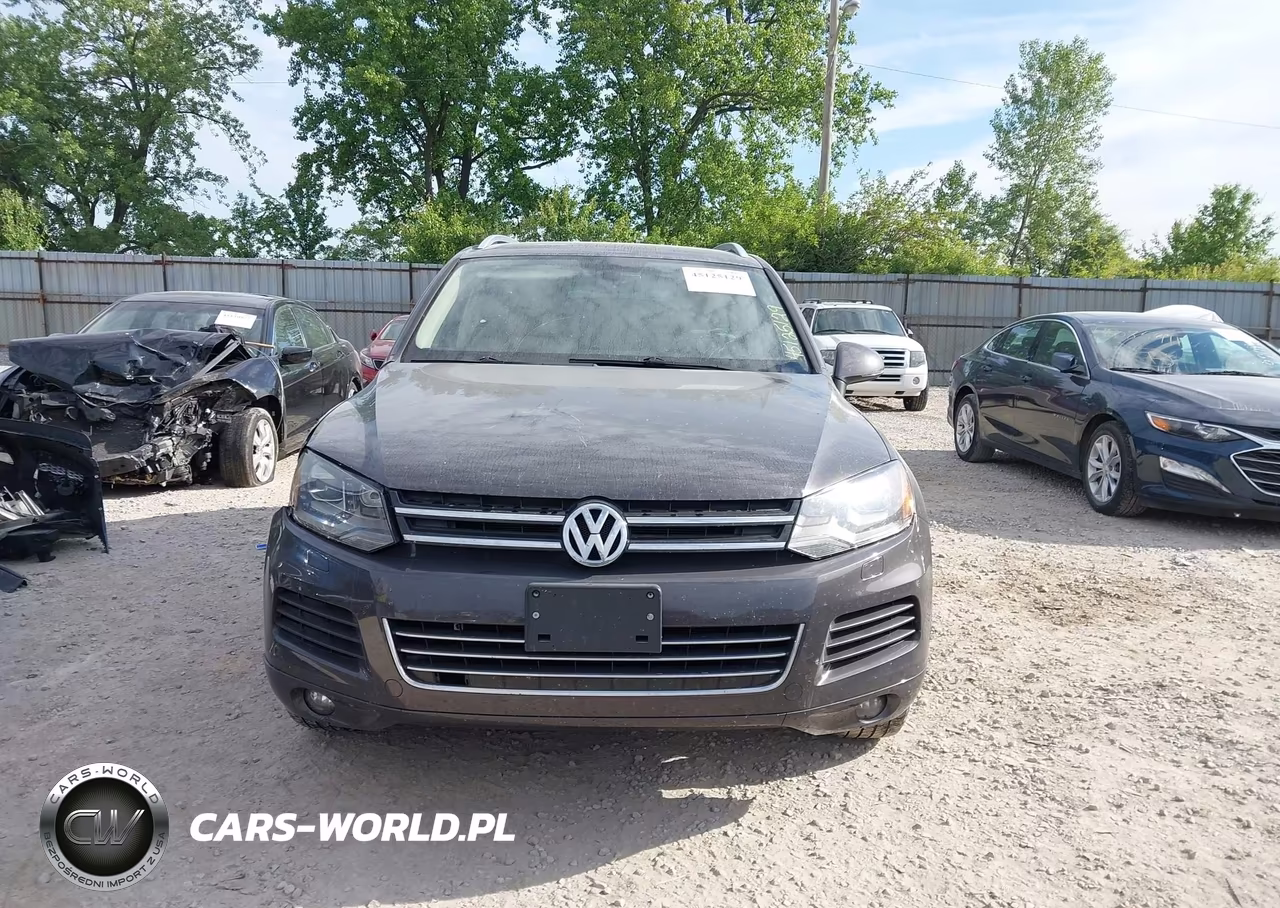 2012 Volkswagen Touareg Sport W-Nav VIN:WVGEF9BP1CD010502 - 12
