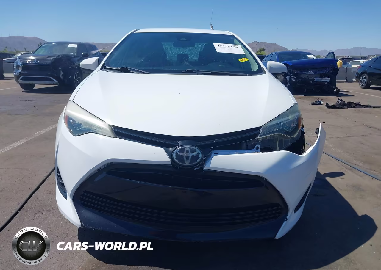 2017 Toyota Corolla Le VIN:5YFBURHE7HP725484 - 12