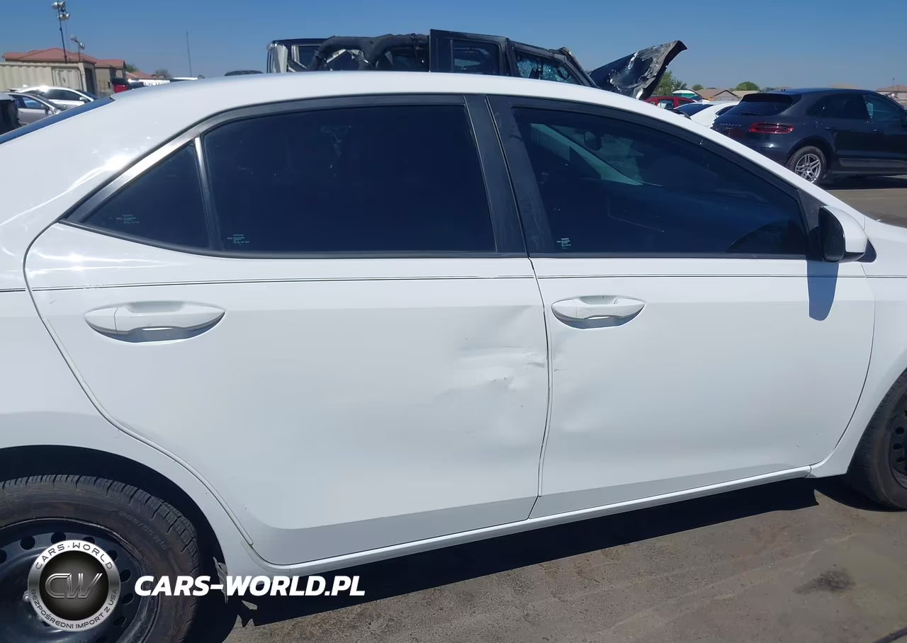 2017 Toyota Corolla Le VIN:5YFBURHE7HP725484 - 13