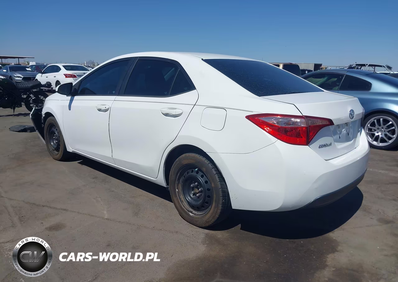2017 Toyota Corolla Le VIN:5YFBURHE7HP725484 - 3