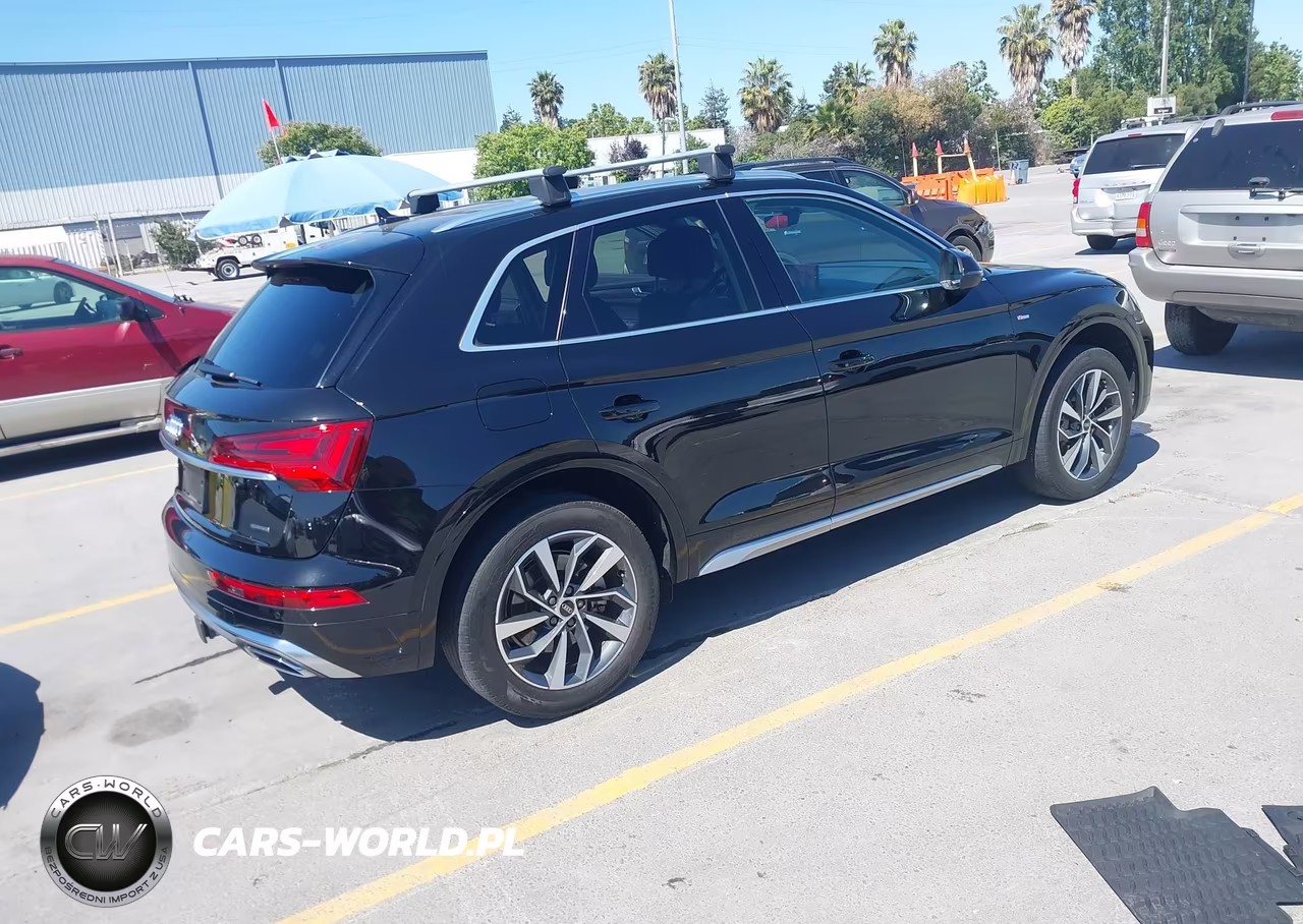2023 Audi Q5 Premium Plus 45 Tfsi S Line Quattro VIN:WA1EAAFY7P2105147 - 4