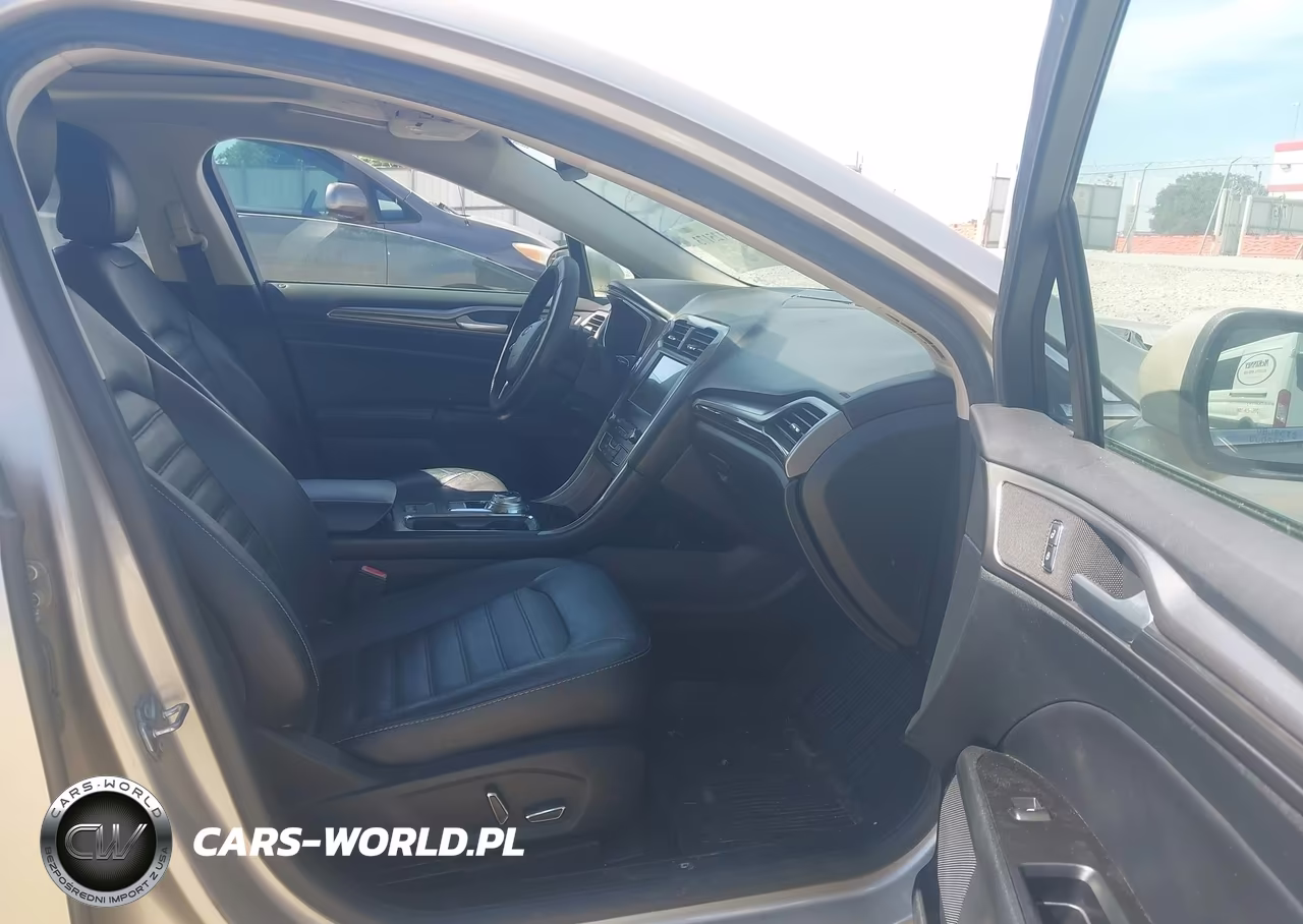 2018 Ford Fusion Se VIN:3FA6P0HD8JR143072 - 5