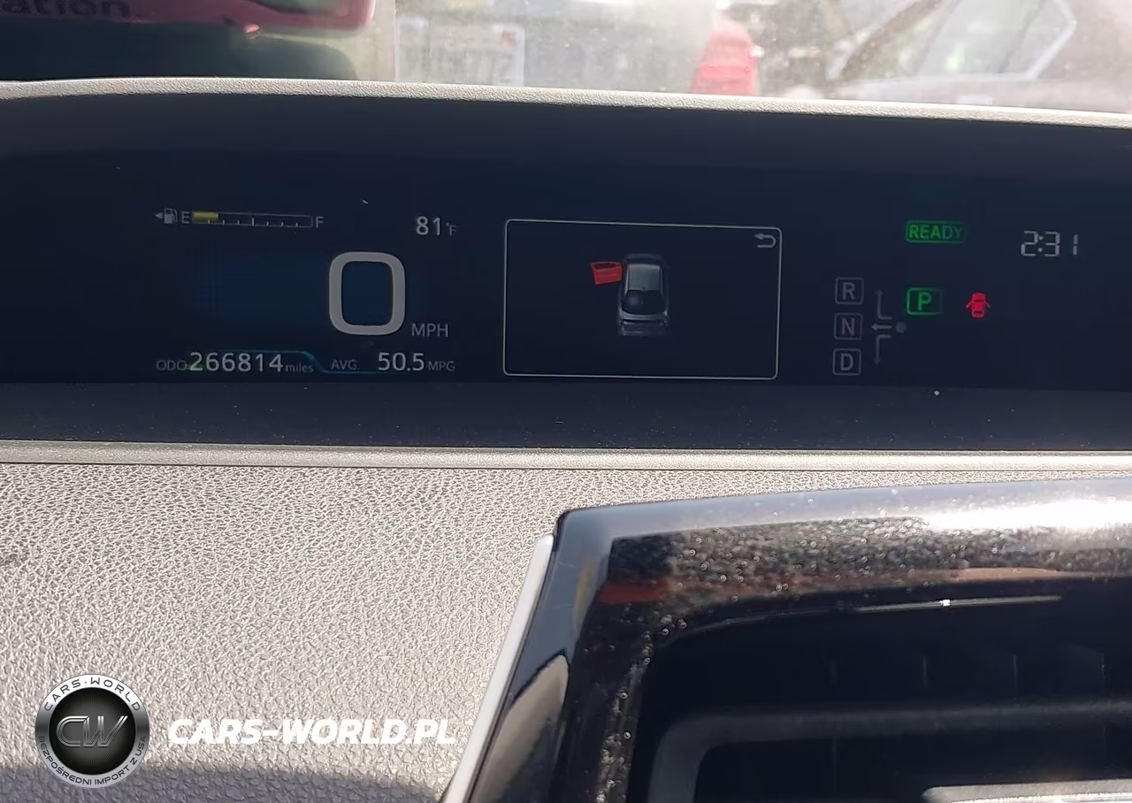 2017 Toyota Prius Three VIN:JTDKARFU6H3033602 - 7
