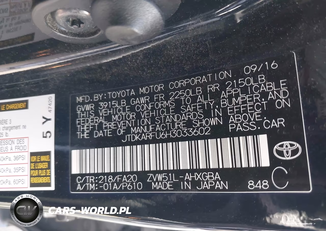 2017 Toyota Prius Three VIN:JTDKARFU6H3033602 - 9