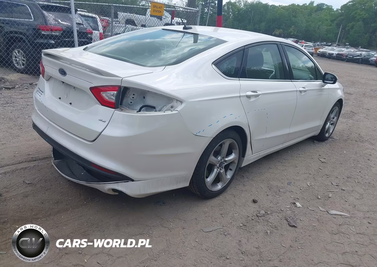 2015 Ford Fusion Se VIN:3FA6P0H78FR216930 - 4