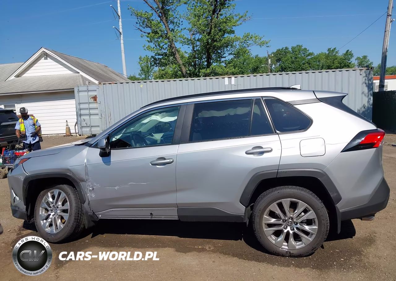 2025 Toyota Rav4 Xle Premium VIN:2T3A1RFV4SW607347 - 14