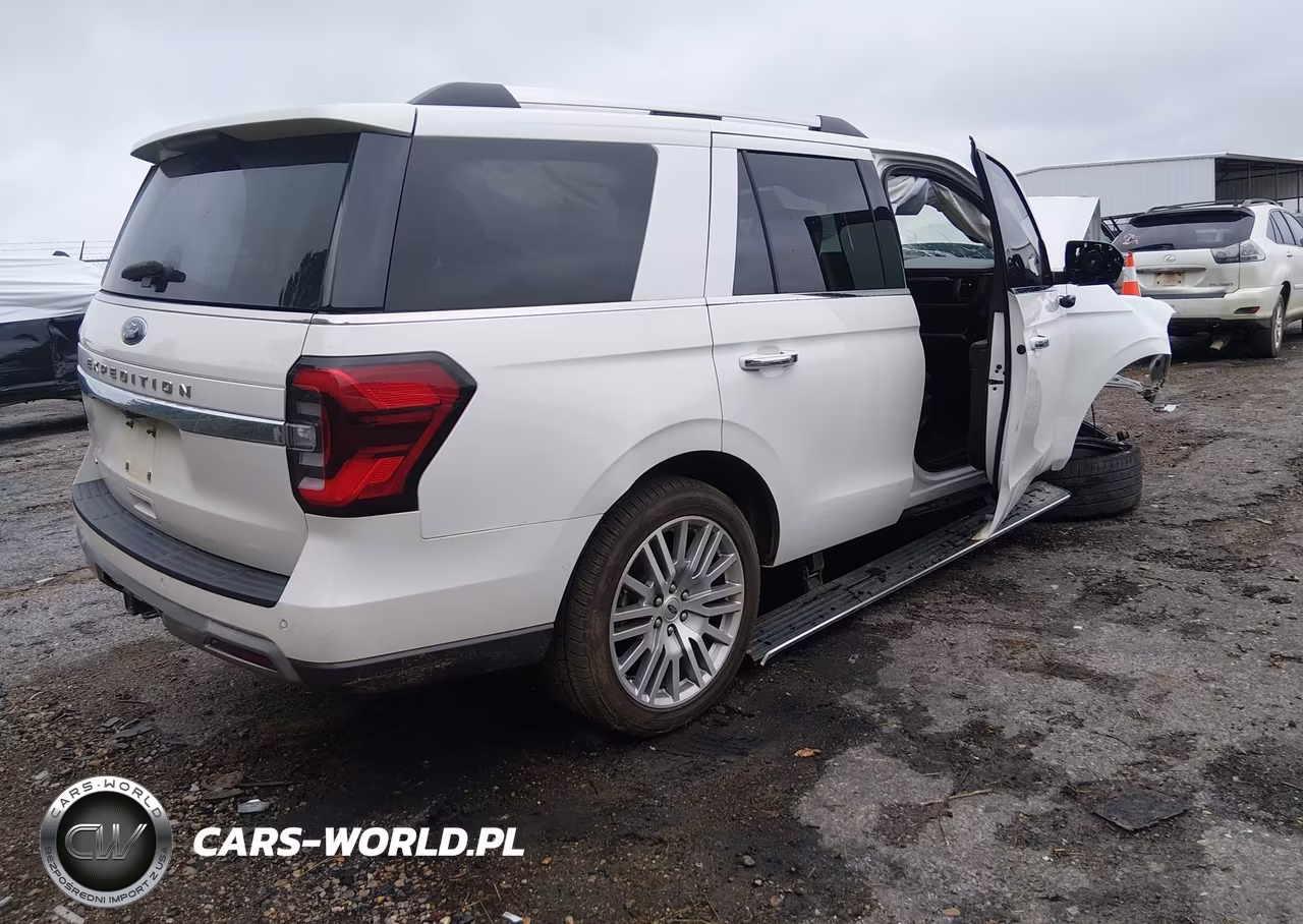 2024 Ford Expedition Limited VIN:1FMJU2A84REA69844 - 4