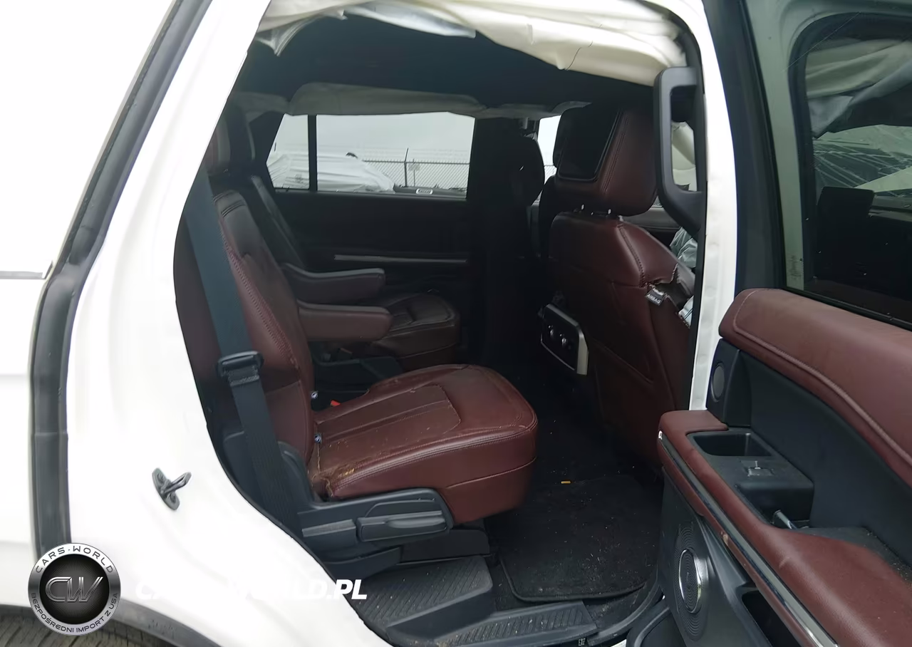 2024 Ford Expedition Limited VIN:1FMJU2A84REA69844 - 8