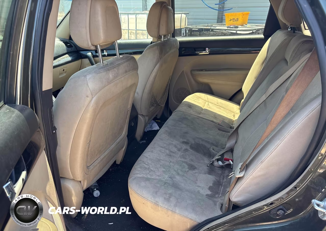 2013 Kia Sorento Lx VIN:5XYKT3A62DG319677 - 8