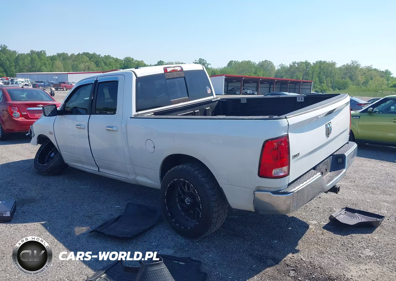2016 Ram 1500 Slt VIN:1C6RR6GT5GS143855 - 3
