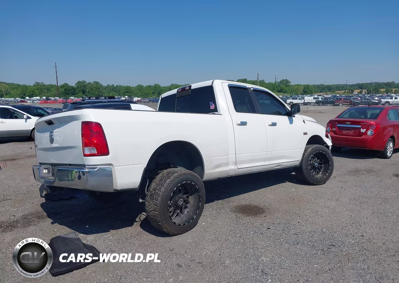 2016 Ram 1500 Slt VIN:1C6RR6GT5GS143855 - 4