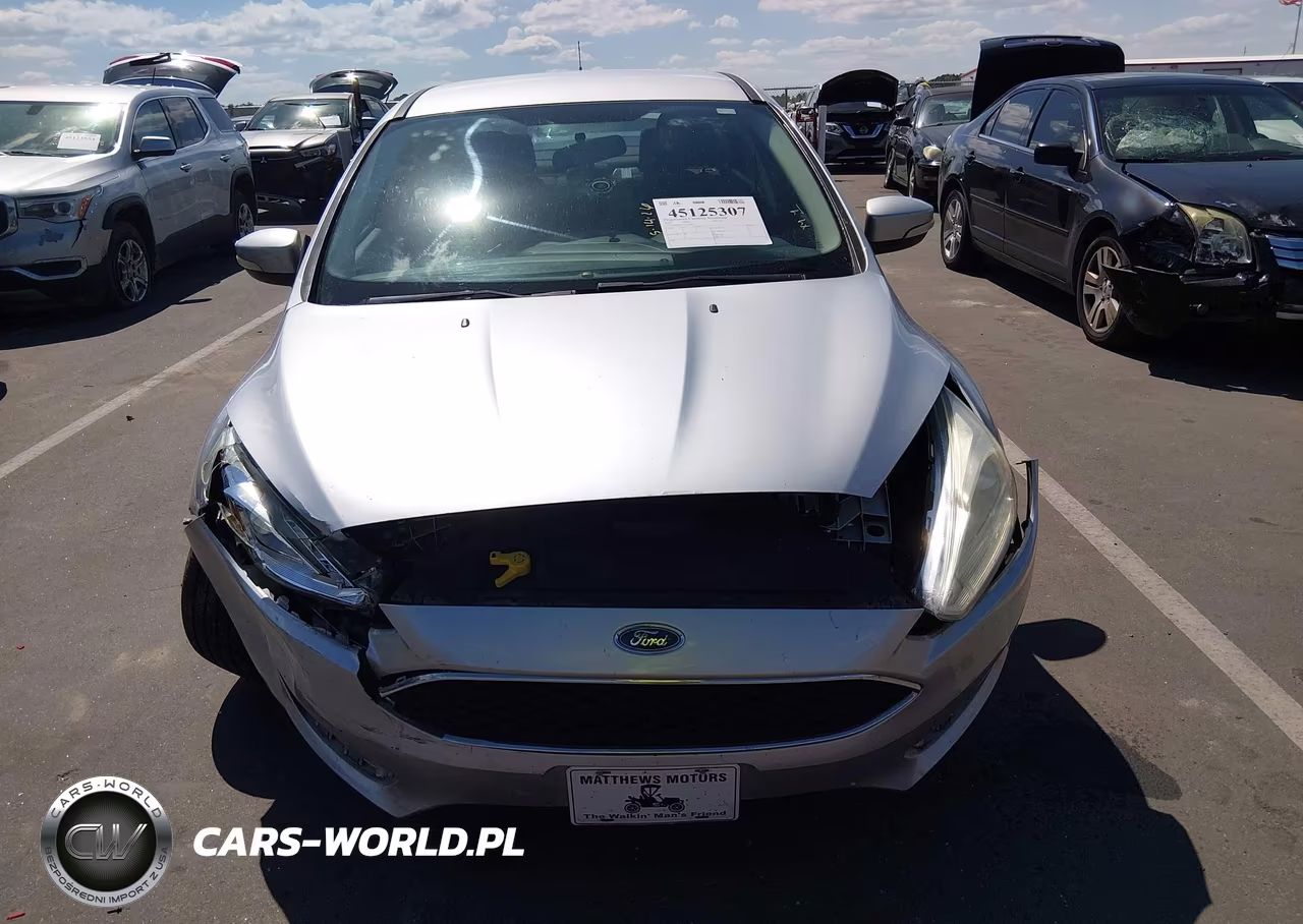 2017 Ford Focus Se VIN:1FADP3F29HL291900 - 12