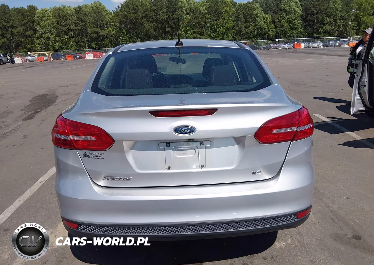 2017 Ford Focus Se VIN:1FADP3F29HL291900 - 16