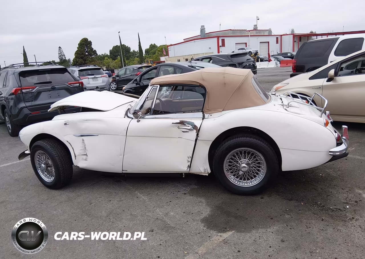 1967 Austin Healey Roadster VIN:HBJ8L38383 - 14