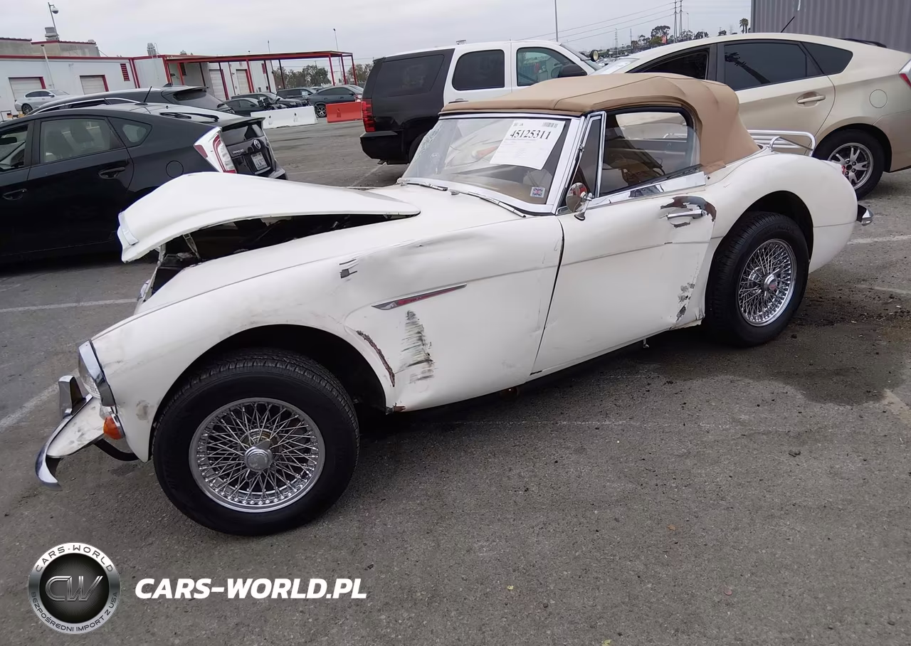 1967 Austin Healey Roadster VIN:HBJ8L38383 - 2