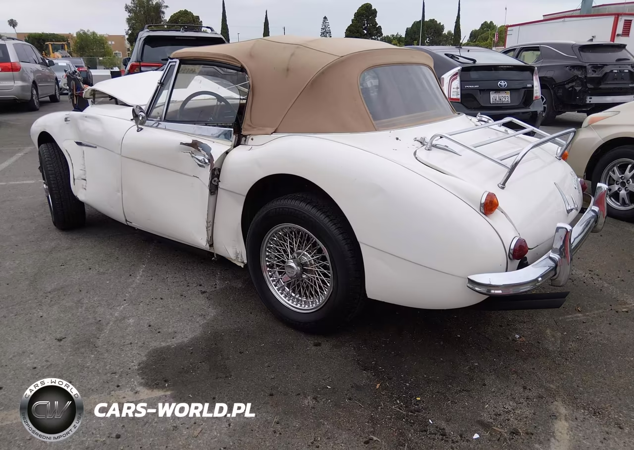 1967 Austin Healey Roadster VIN:HBJ8L38383 - 3