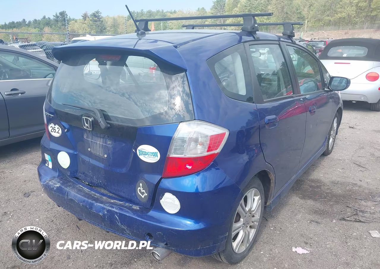 2009 Honda Fit Sport VIN:JHMGE87439S072690 - 4