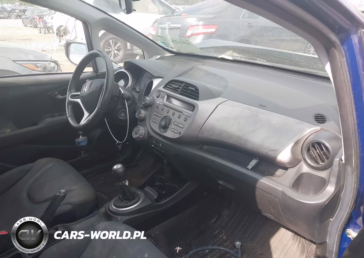 2009 Honda Fit Sport VIN:JHMGE87439S072690 - 5