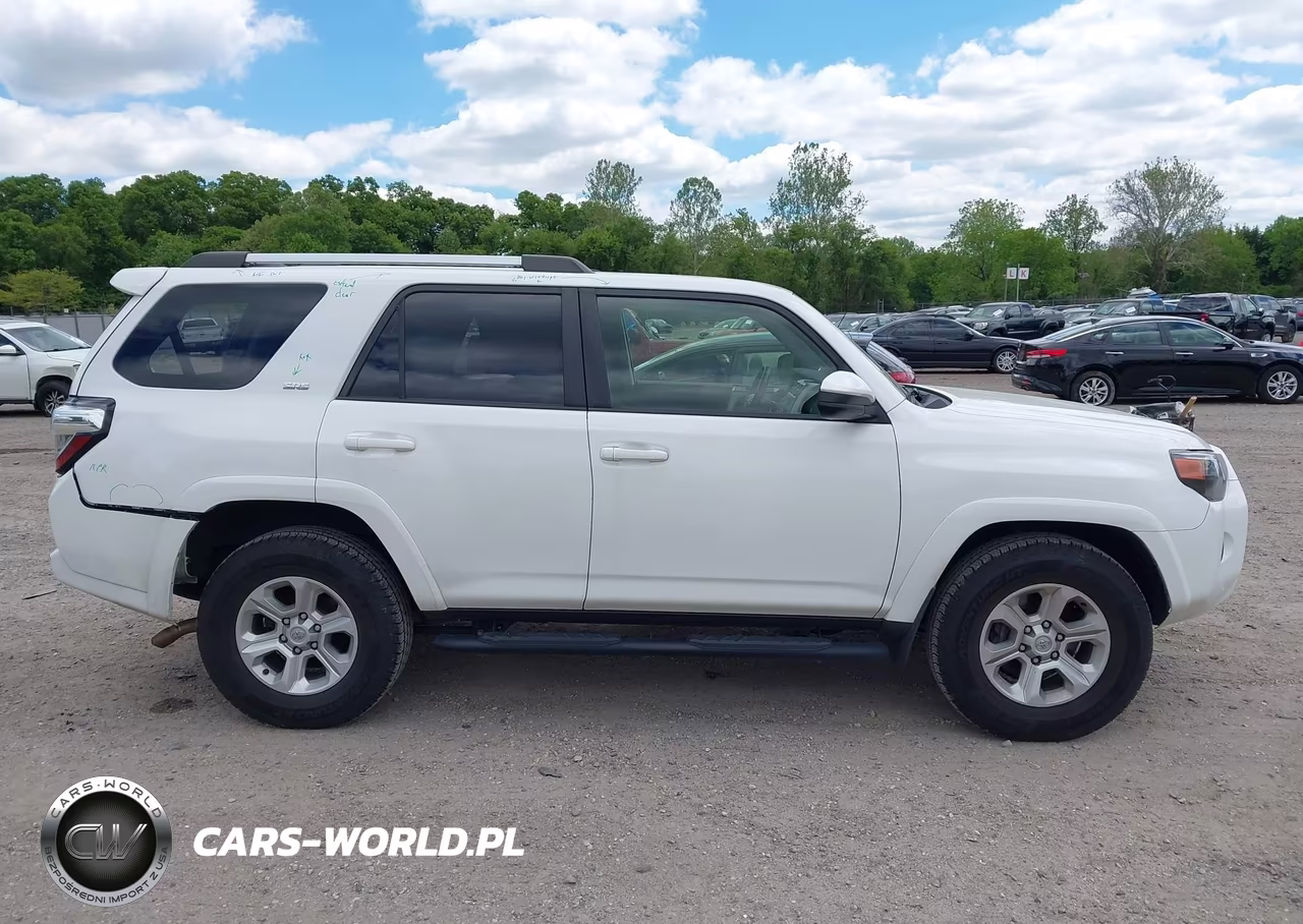 2023 Toyota 4Runner Sr5 VIN:JTEEU5JR2P5281702 - 13