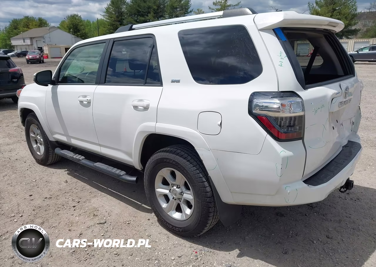2023 Toyota 4Runner Sr5 VIN:JTEEU5JR2P5281702 - 3