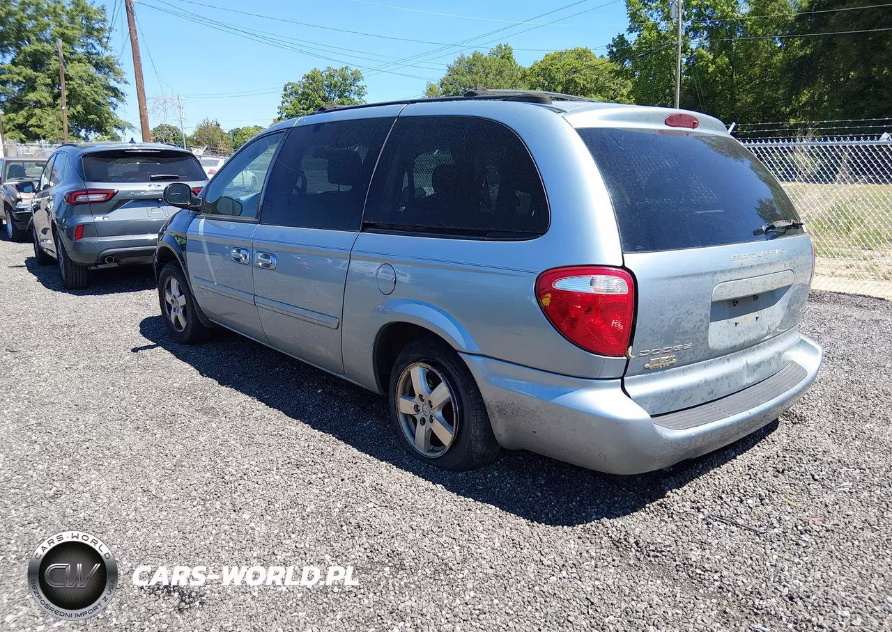 2005 Dodge Grand Caravan Sxt VIN:2D4GP44L55R220207 - 3