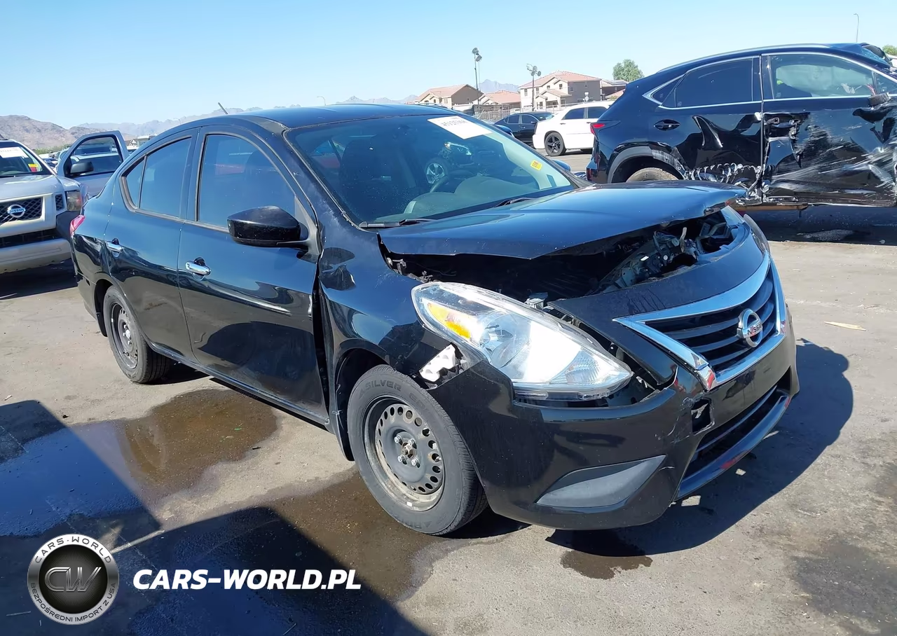 2015 Nissan Versa 1.6 Sv