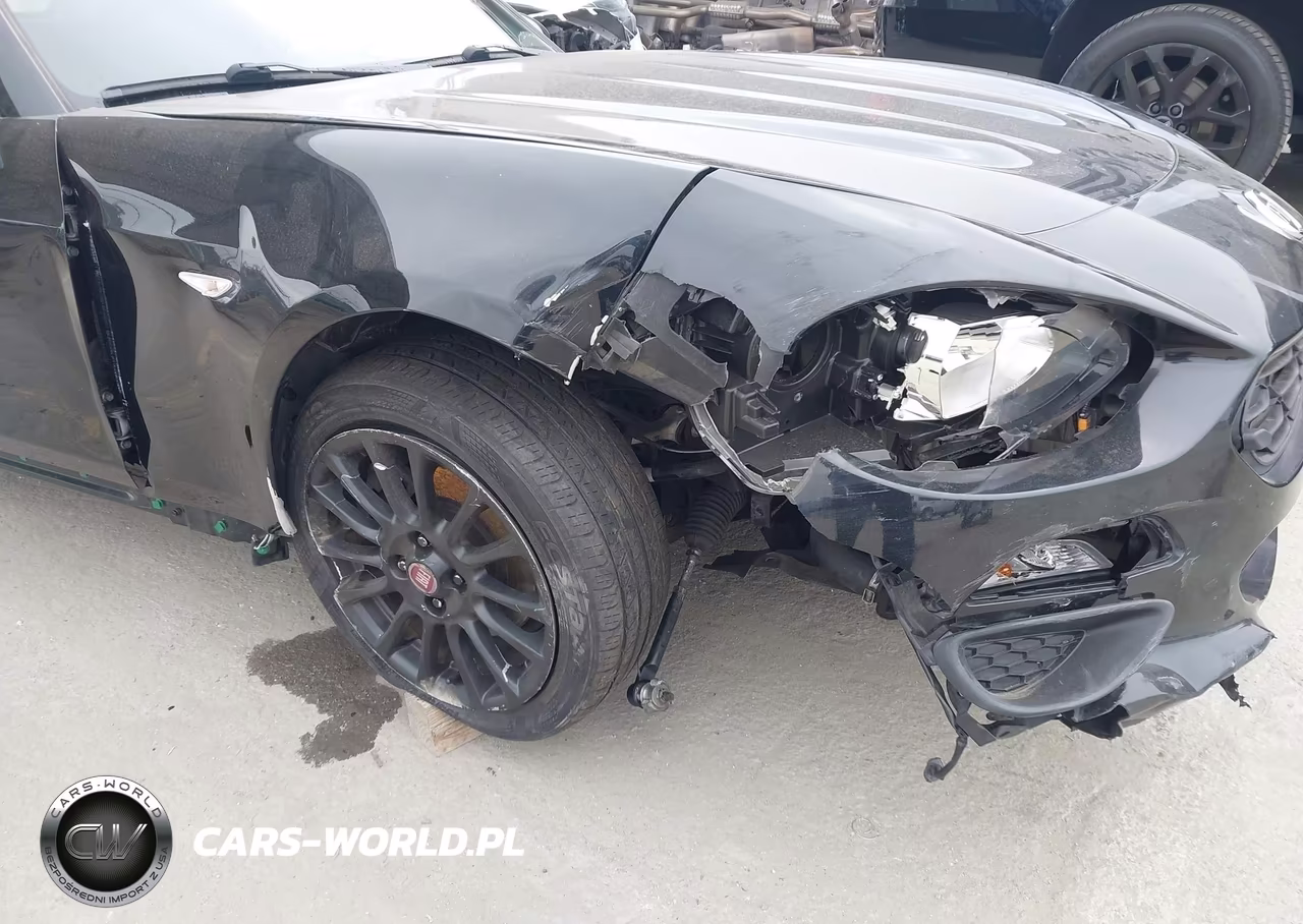 2017 Fiat 124 Spider Classica VIN:JC1NFAEK4H0104309 - 6