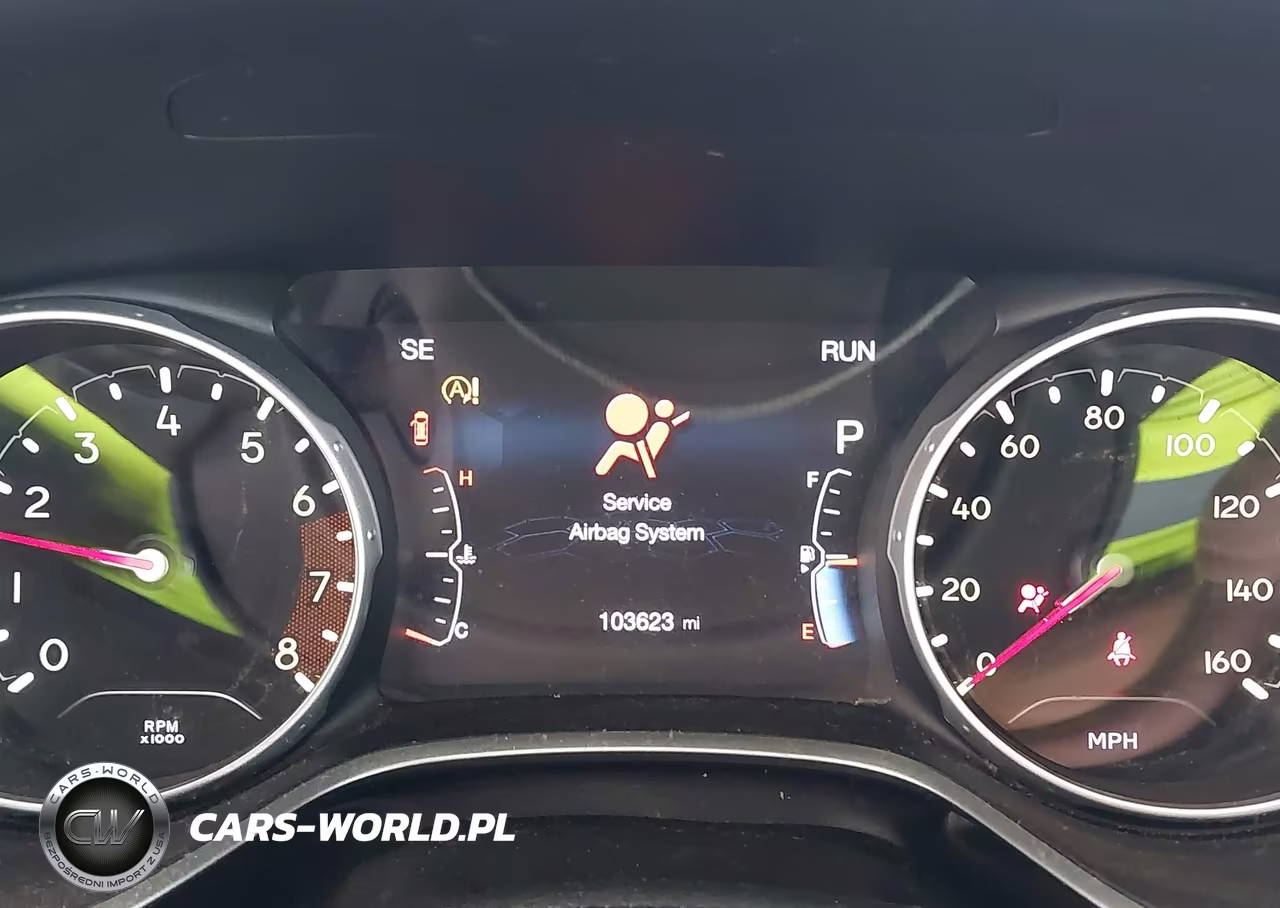 2018 Jeep Compass Latitude 4X4 VIN:3C4NJDBB7JT239400 - 15