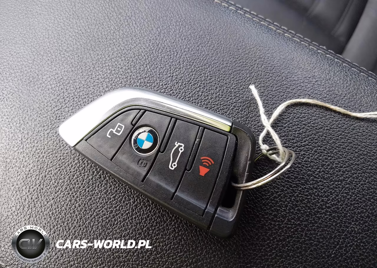 2021 BMW 330I xDrive VIN:3MW5R7J02M8C04309 - 11
