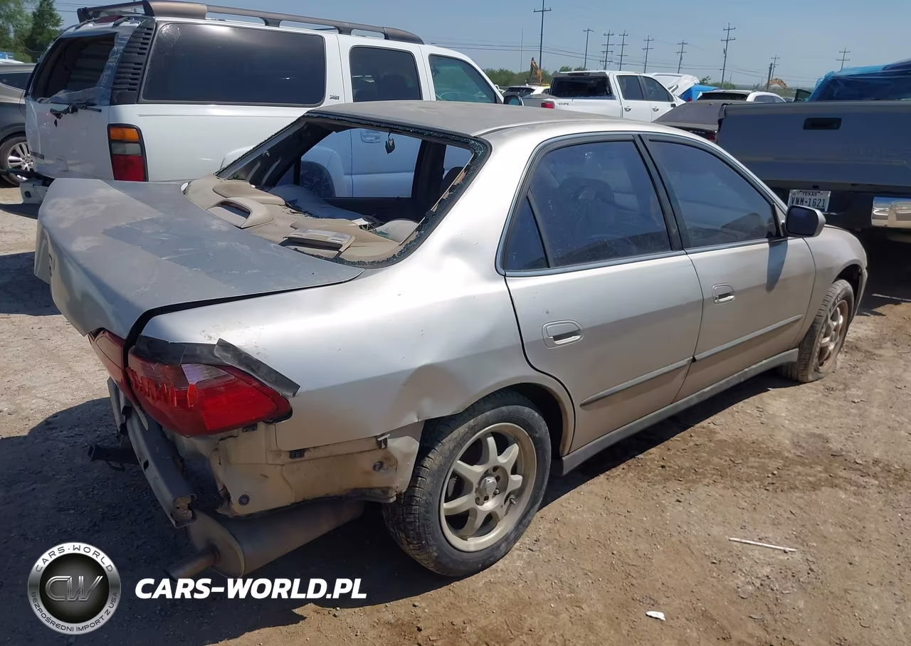 1999 Honda Accord Lx VIN:JHMCG5644XC034434 - 4