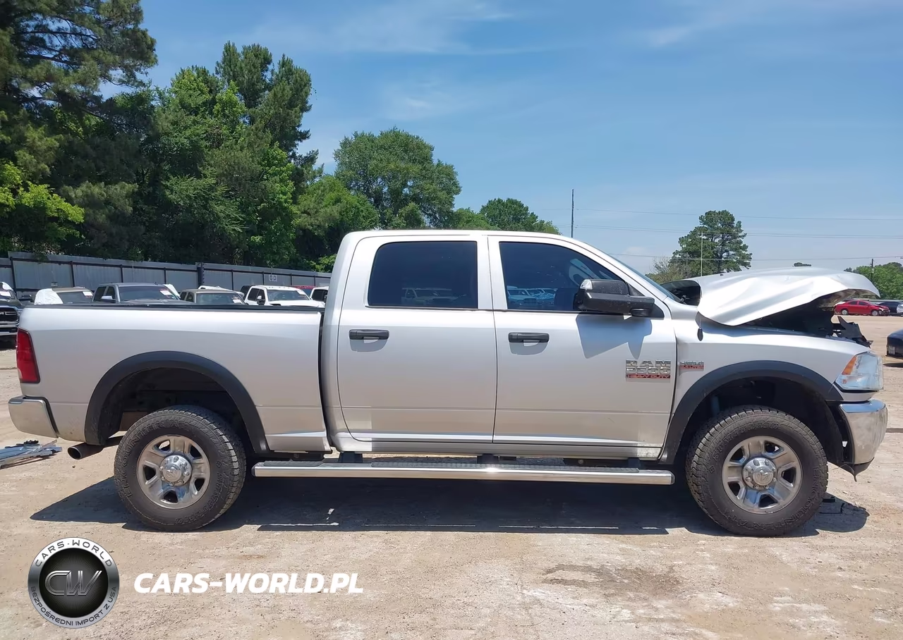 2018 Ram 2500 Tradesman 4X4 6'4 Box VIN:3C6UR5CJ3JG189983 - 14