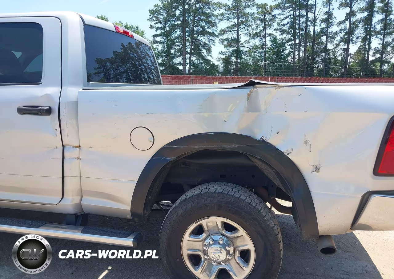 2018 Ram 2500 Tradesman 4X4 6'4 Box VIN:3C6UR5CJ3JG189983 - 18
