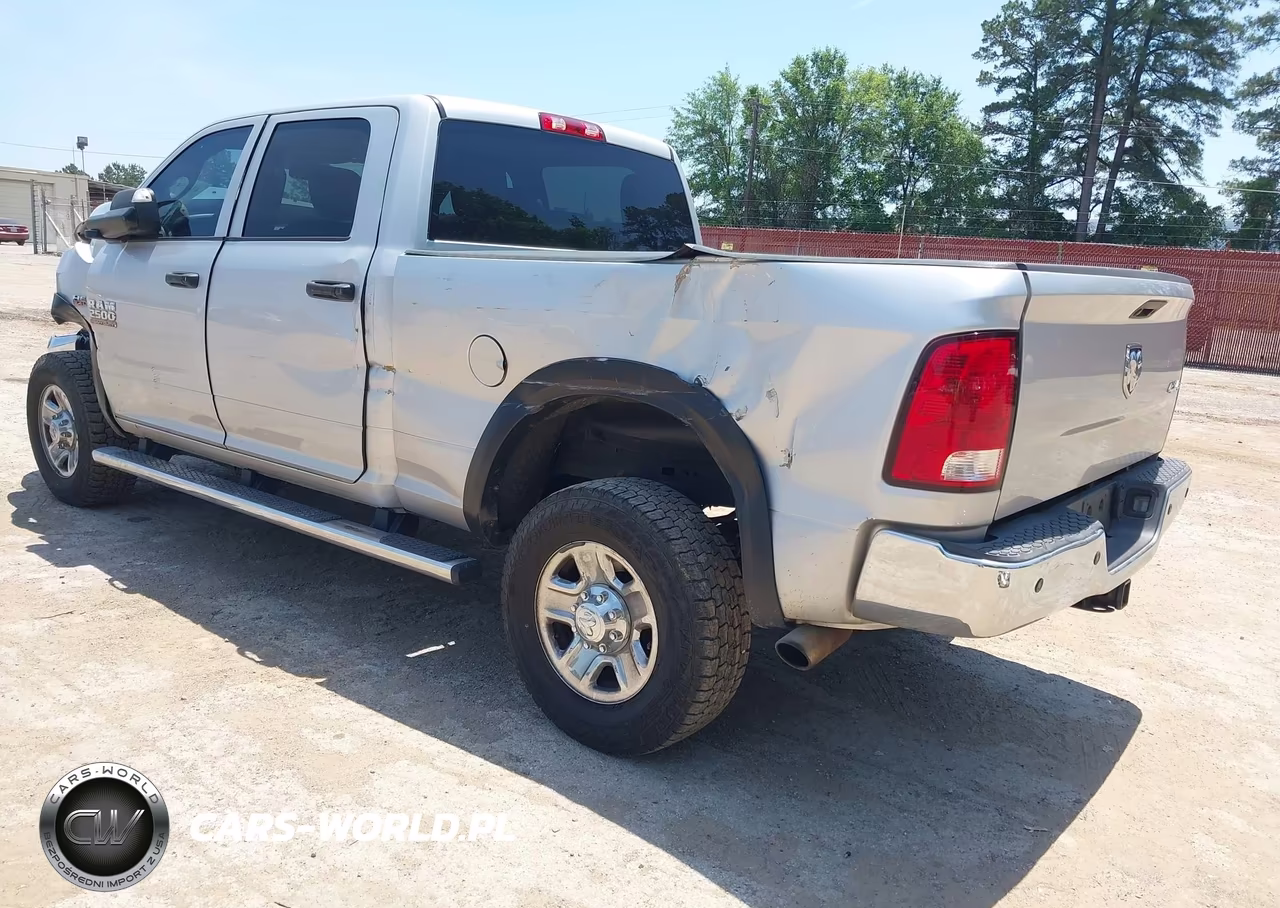 2018 Ram 2500 Tradesman 4X4 6'4 Box VIN:3C6UR5CJ3JG189983 - 3