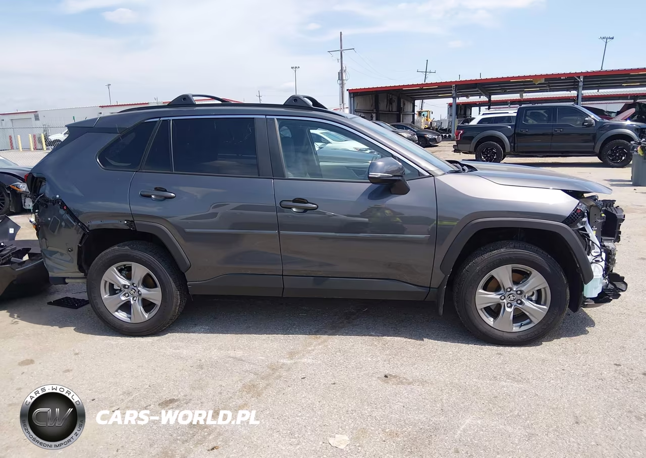 2025 Toyota Rav4 Xle VIN:2T3W1RFV7SW432730 - 14
