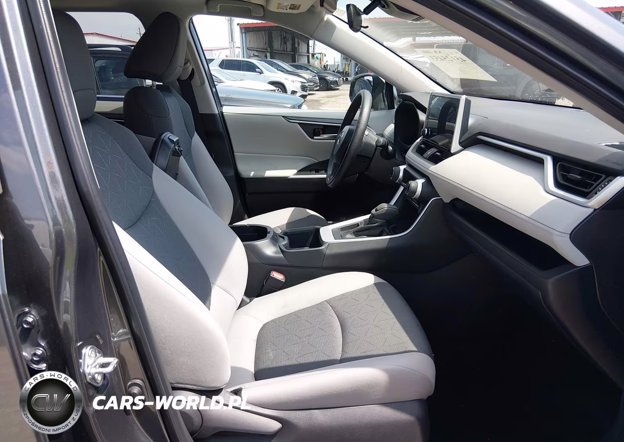 2025 Toyota Rav4 Xle VIN:2T3W1RFV7SW432730 - 5