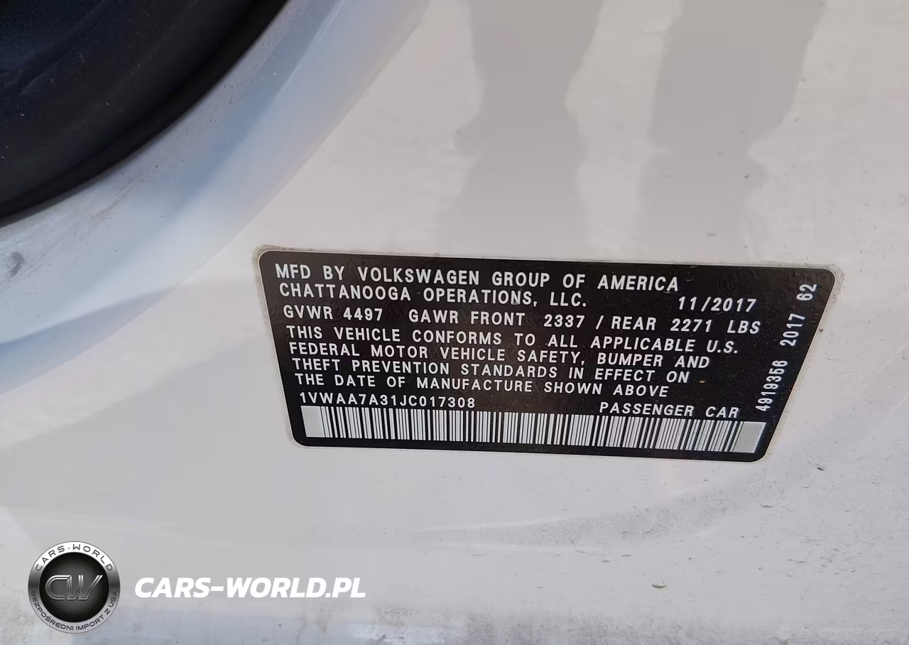 2018 Volkswagen Passat 2.0T R-Line-2.0T S VIN:1VWAA7A31JC017308 - 9