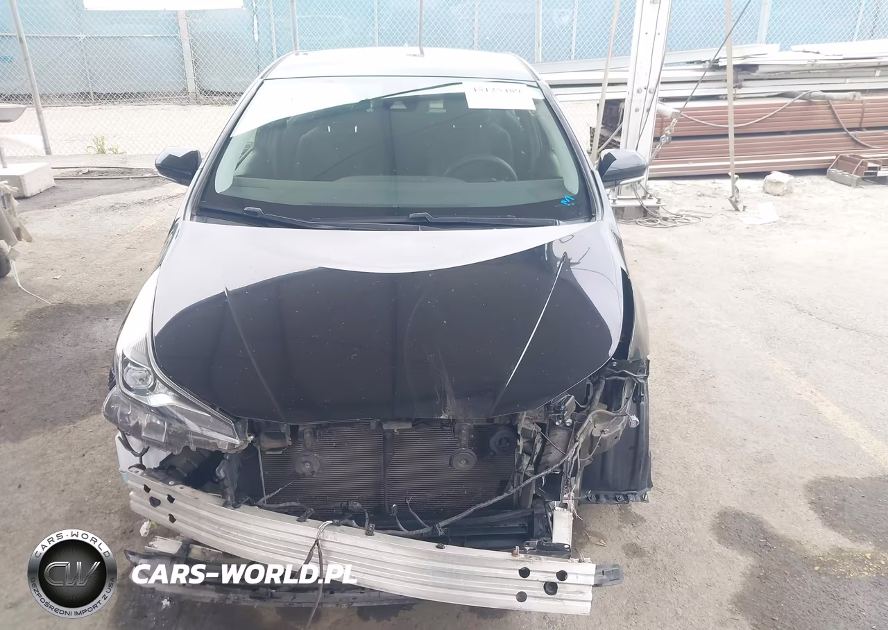 2021 Toyota Prius Le VIN:JTDKAMFU3M3149045 - 13