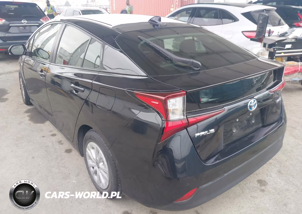2021 Toyota Prius Le VIN:JTDKAMFU3M3149045 - 3