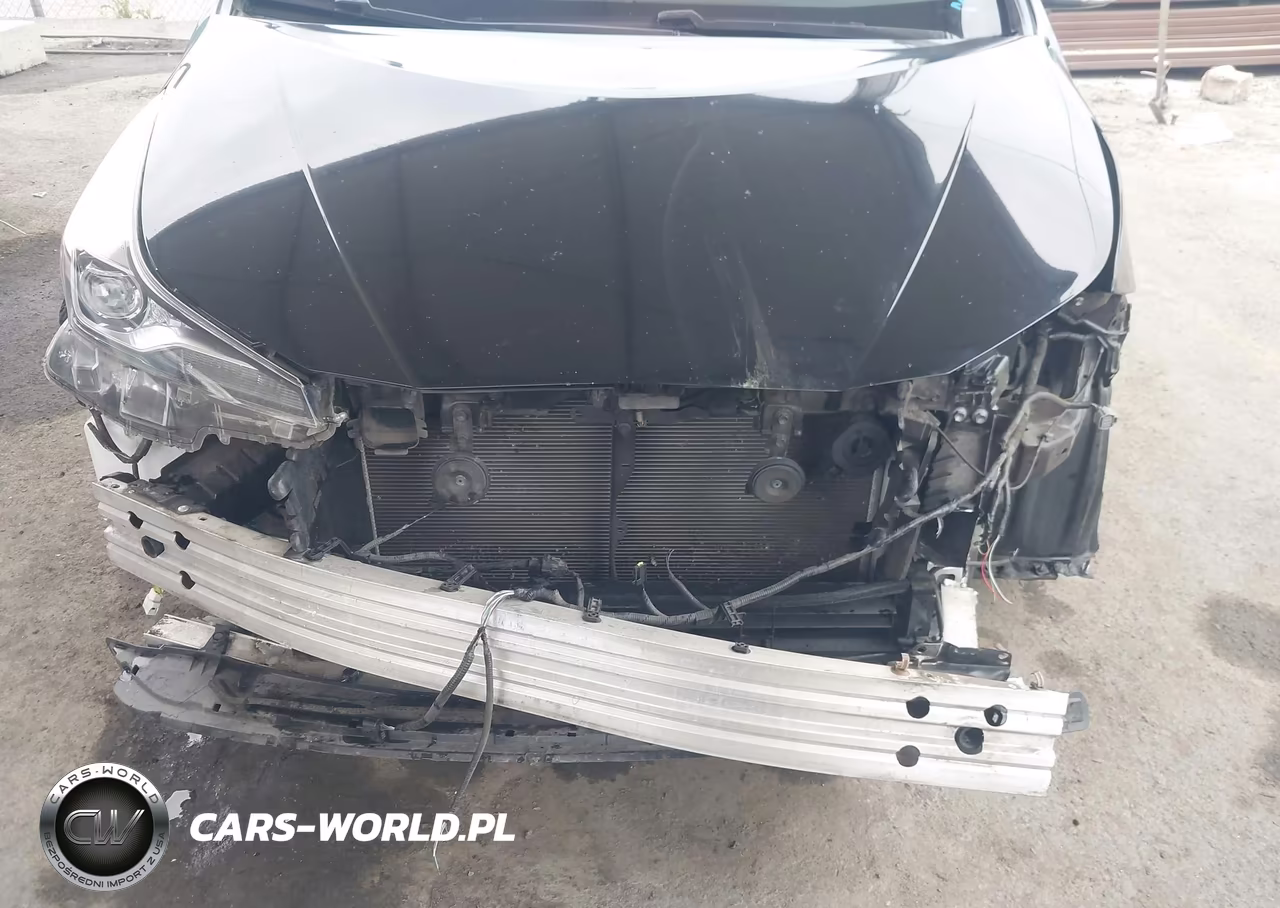 2021 Toyota Prius Le VIN:JTDKAMFU3M3149045 - 6